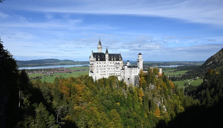 Schloss Neuschwanstein von der Marienbrücke aus betrachtet
